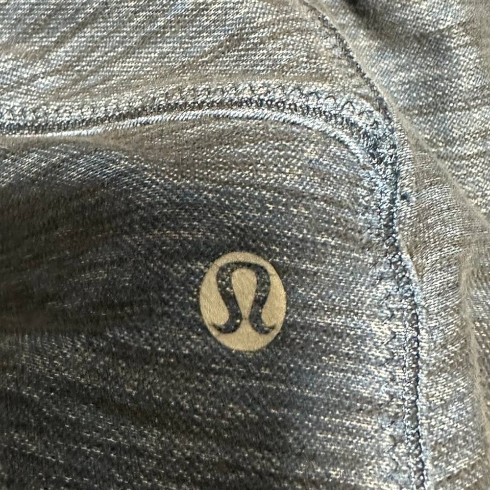 LULULEMON FORME JACKET IN SLUB DENIM BLUE/BLACK SIZE 6 - Picture 4 of 9
